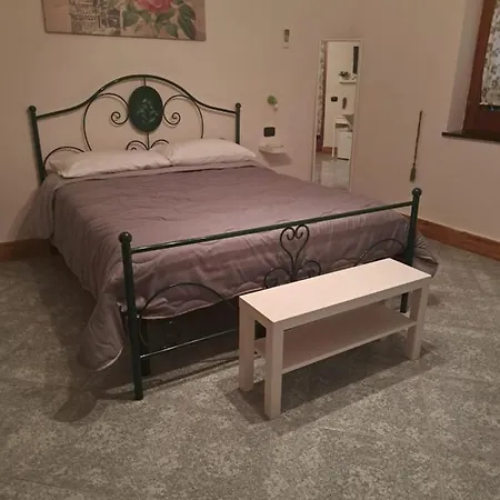 Il Ceppo Sui Sentieri Per Amalfi