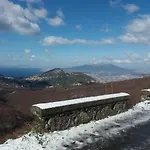 Il Ceppo Sui Sentieri Per Amalfi 3* Pimonte