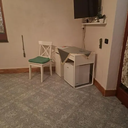 Il Ceppo Sui Sentieri Per Amalfi * Pimonte