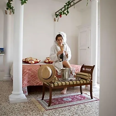 Il Ceppo Sui Sentieri Per Amalfi 3* Pimonte