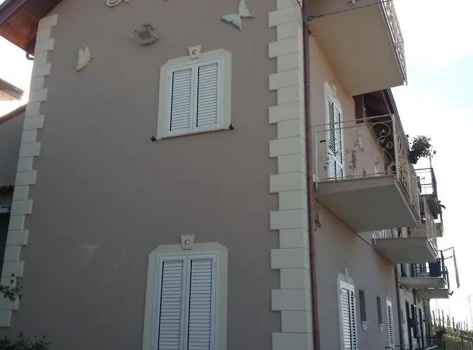 Il Ceppo Sui Sentieri Per Amalfi Bed and Breakfast