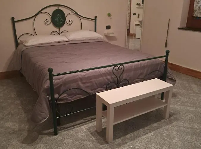 Il Ceppo Sui Sentieri Per Amalfi